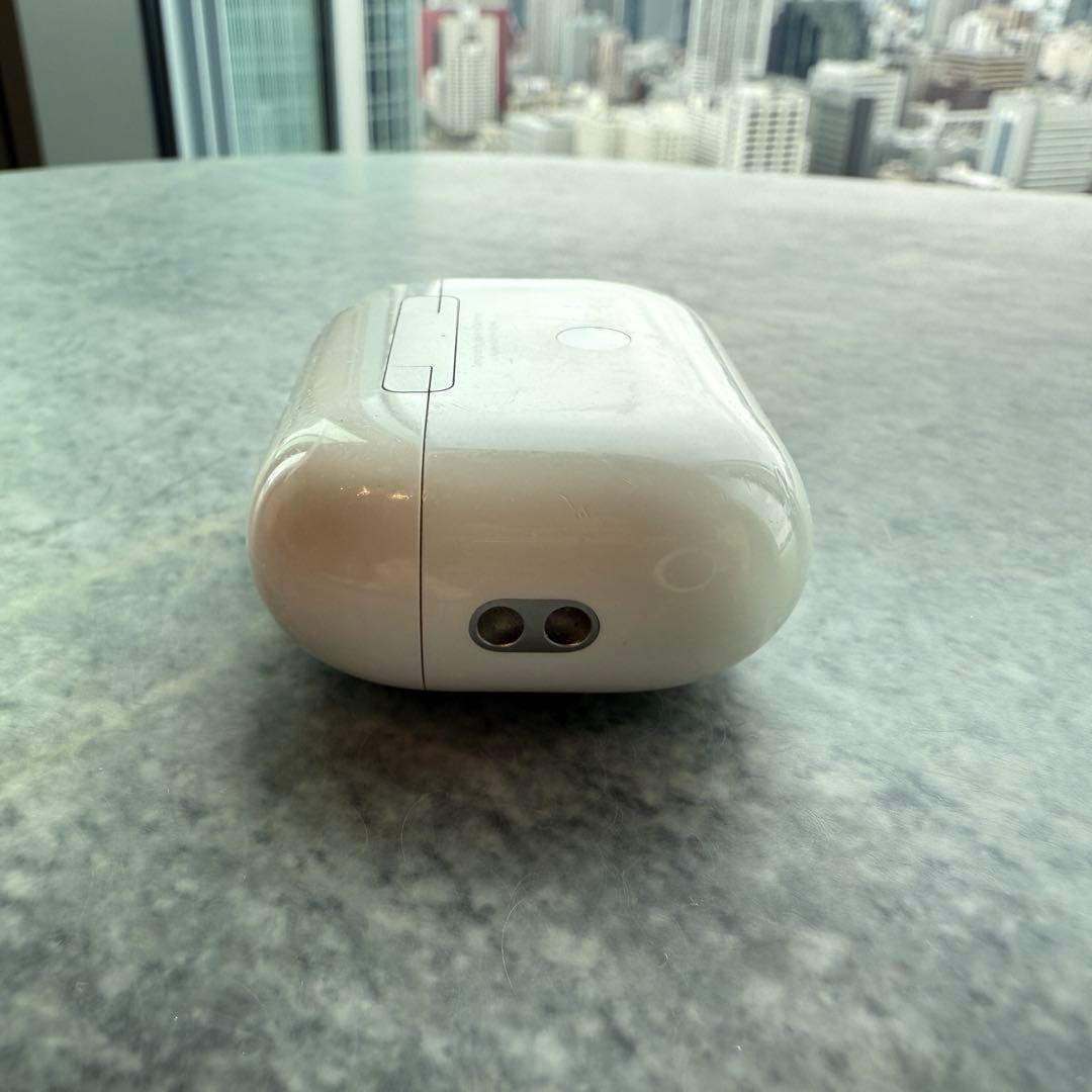 正規品！ AirPods Pro 第2世代 Lightning充電ケース付き