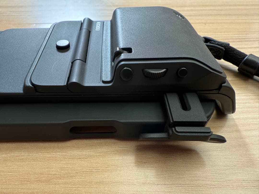 FJORDENフィヨルデングリップ iPhone最強カメラグリップ