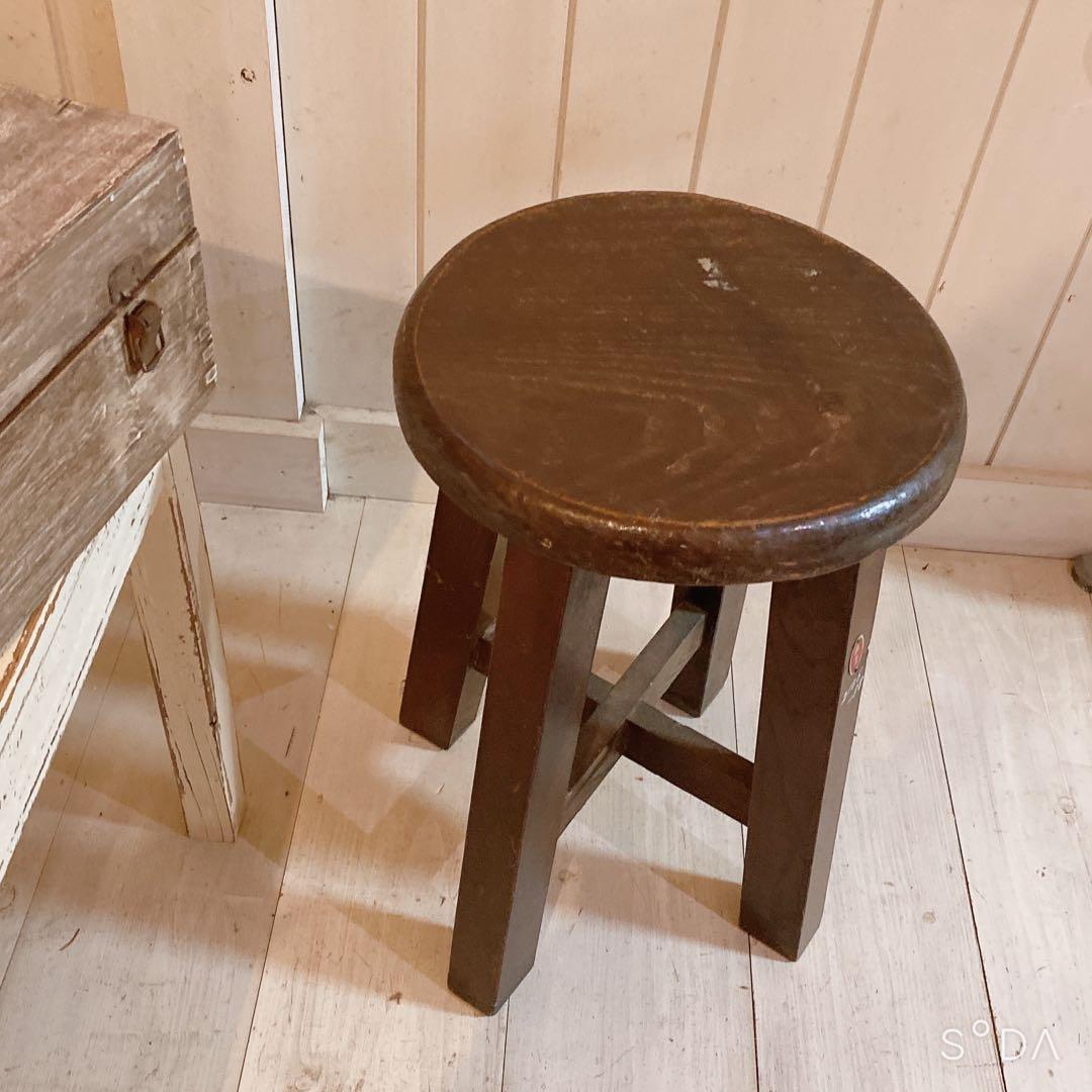 アンティークチェア 古い椅子 レトロ