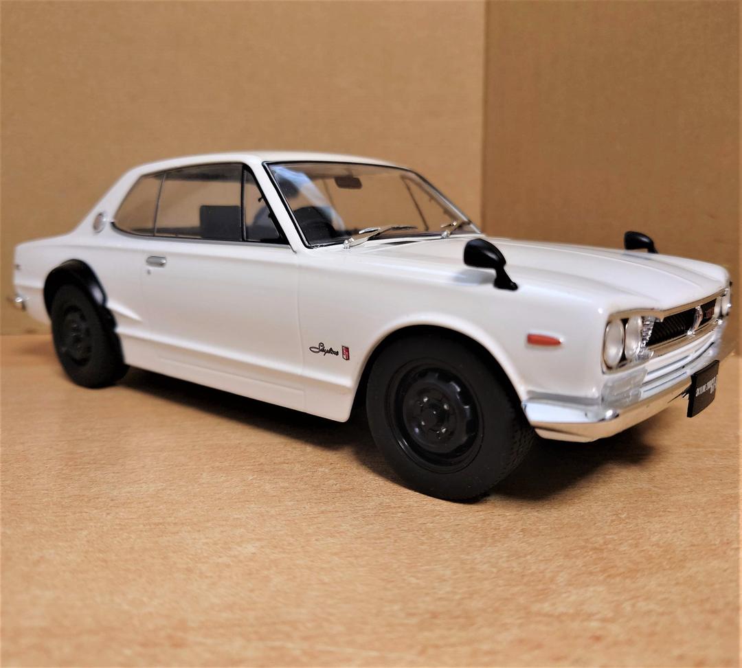 1/18 日産GT-R ハコスカ ホワイト スカイライン2000GT-R