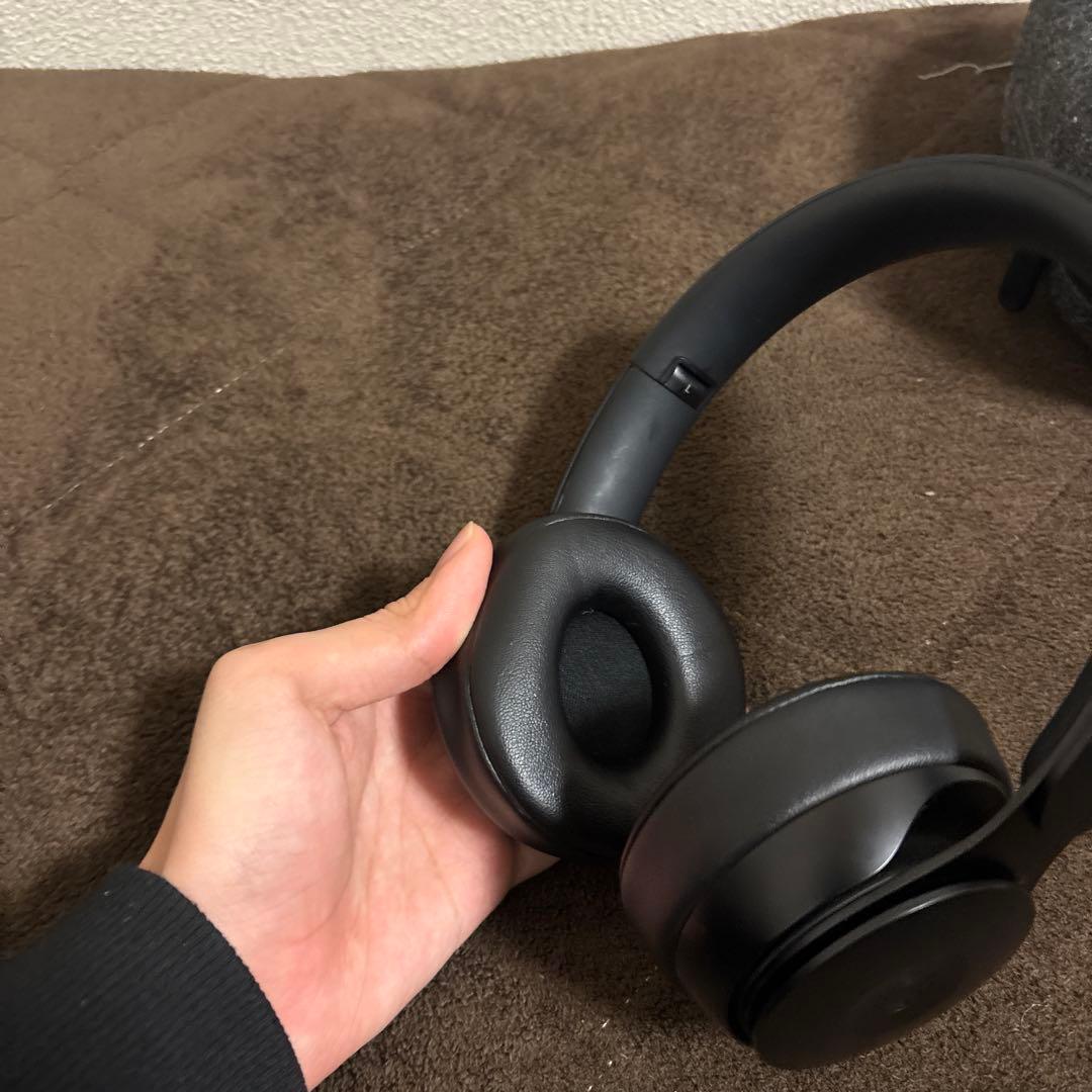 Beats SOLO PRO ワイヤレスヘッドホン　ノイキャン