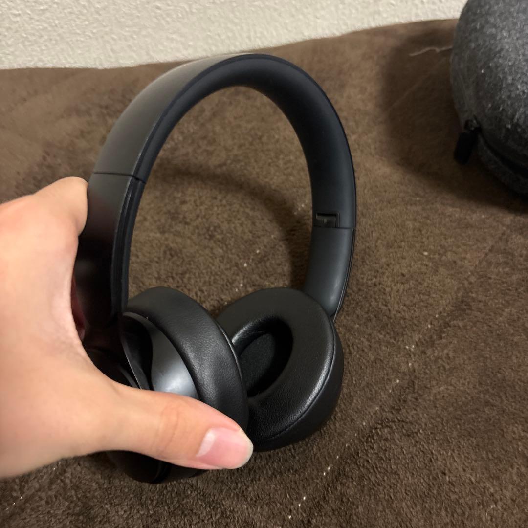 Beats SOLO PRO ワイヤレスヘッドホン　ノイキャン