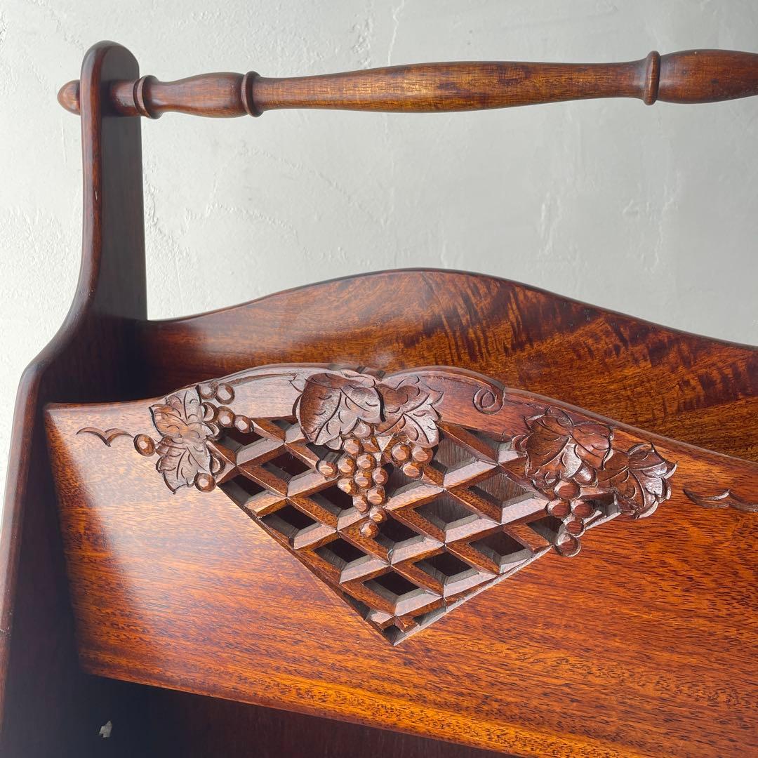 吉川　木製　彫刻　マガジンラック 薄型　スリム　ダークブラウン 2段