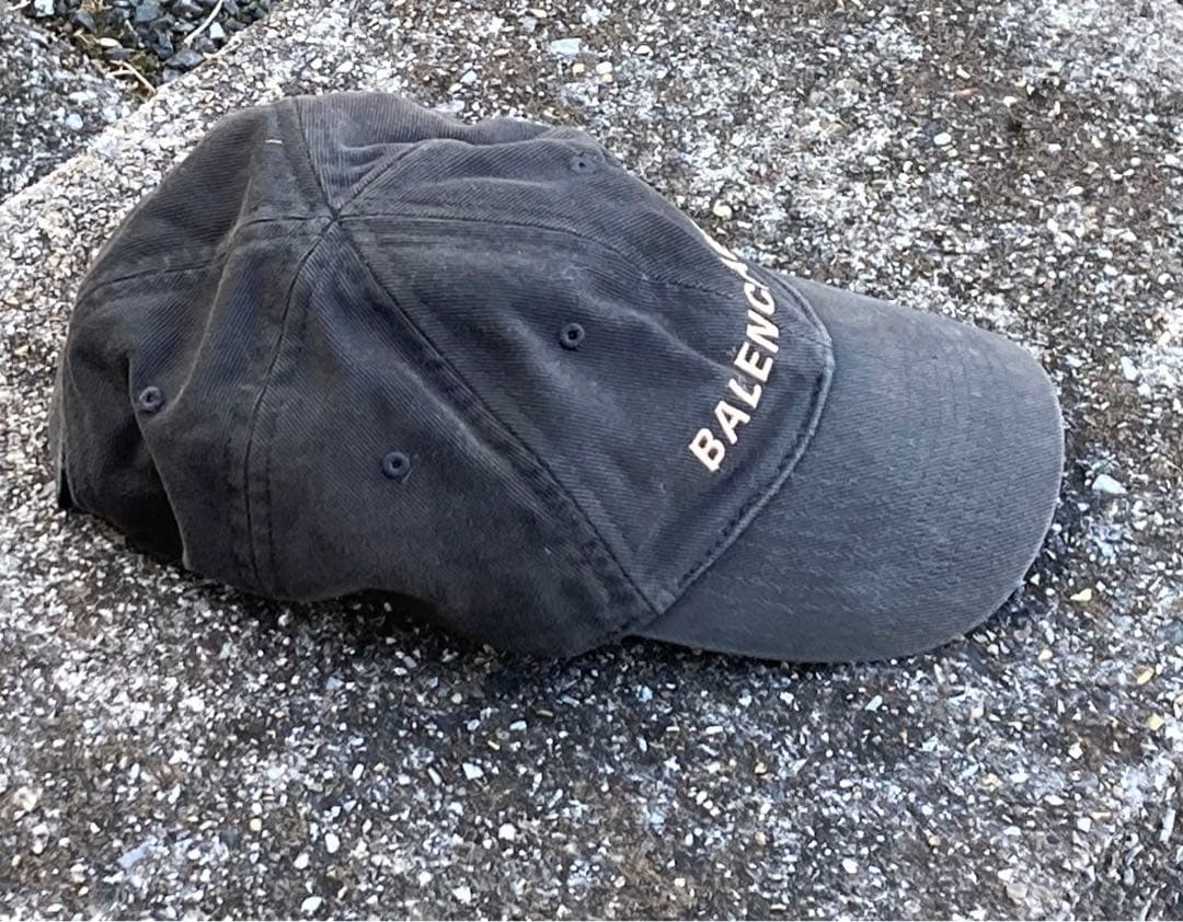 着払い汚れありバレンシアガ　L