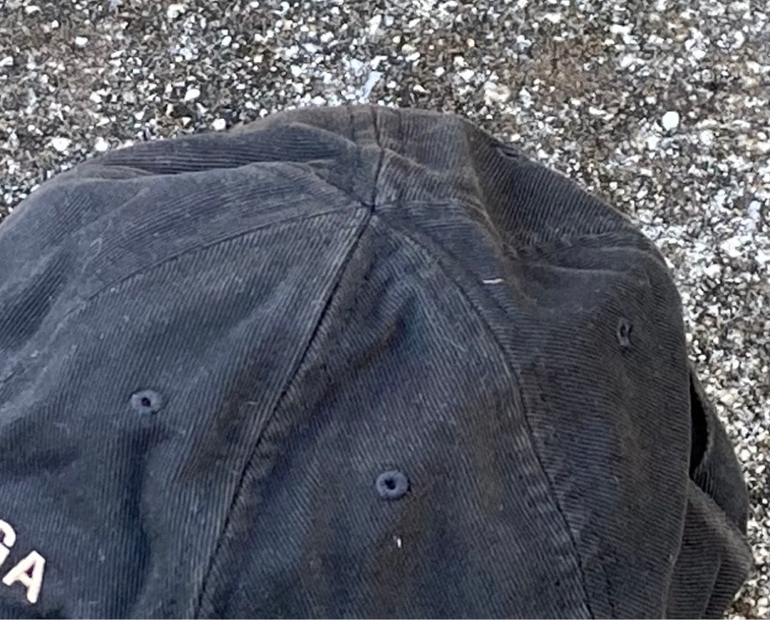 着払い汚れありバレンシアガ　L