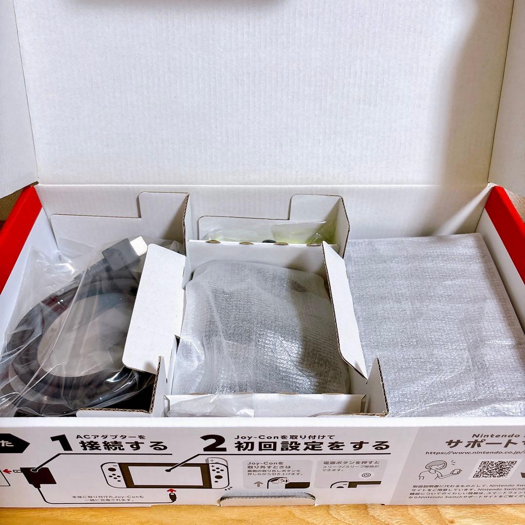 【美品】Nintendo Switch 本体 ピンク ブルー