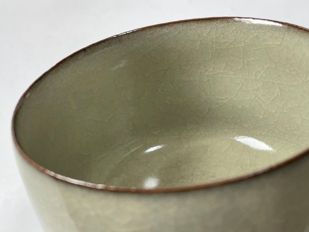 陶芸家　作家物　原口卓士　米色瓷　茶碗　米色青磁　青磁　茶碗　共箱