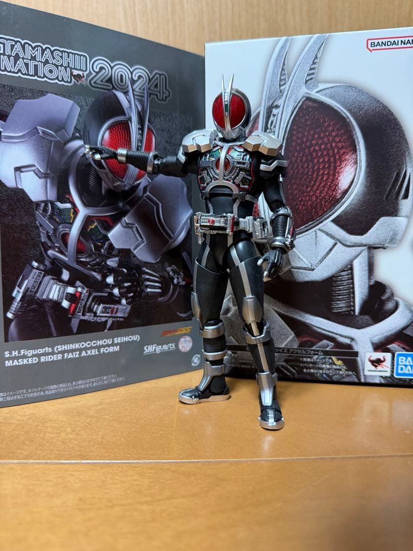 S.H.Figuarts Masked Rider Axel Form 真骨頂