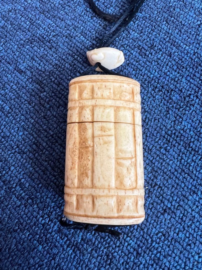 1229 二段印籠　根付　極細工