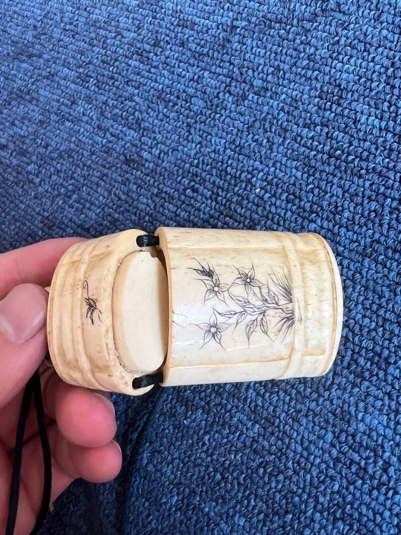 1229 二段印籠　根付　極細工