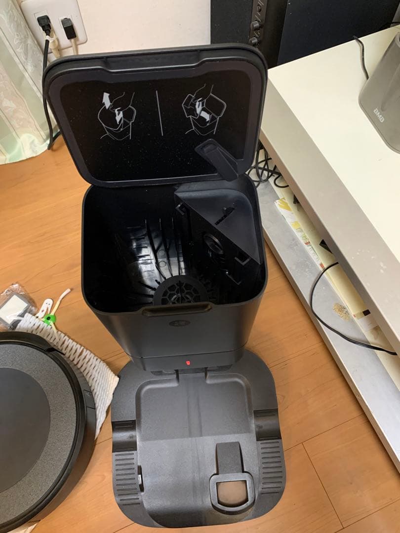 iRobot Roomba I3+ロボット掃除機 本体