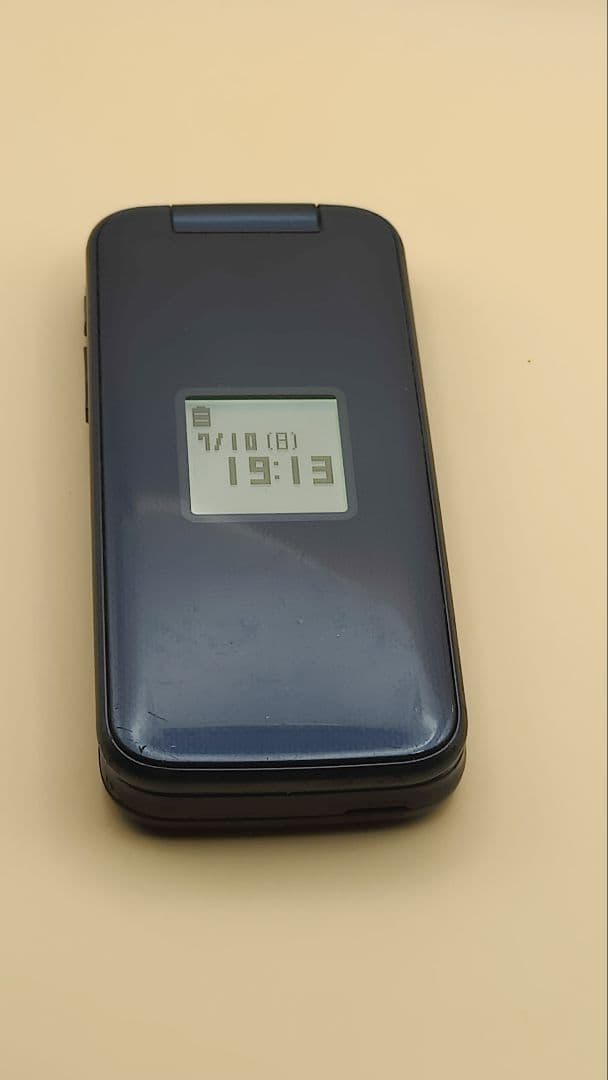 docomo らくらくホン F-01M ブラック 携帯電話本体 動作確認済み