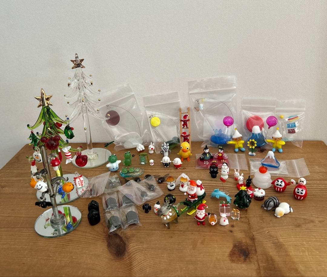ガラス細工　新品　クリスマス　ツリー　ハロウィン　ダルマ　ひなまつり　ミニチュア
