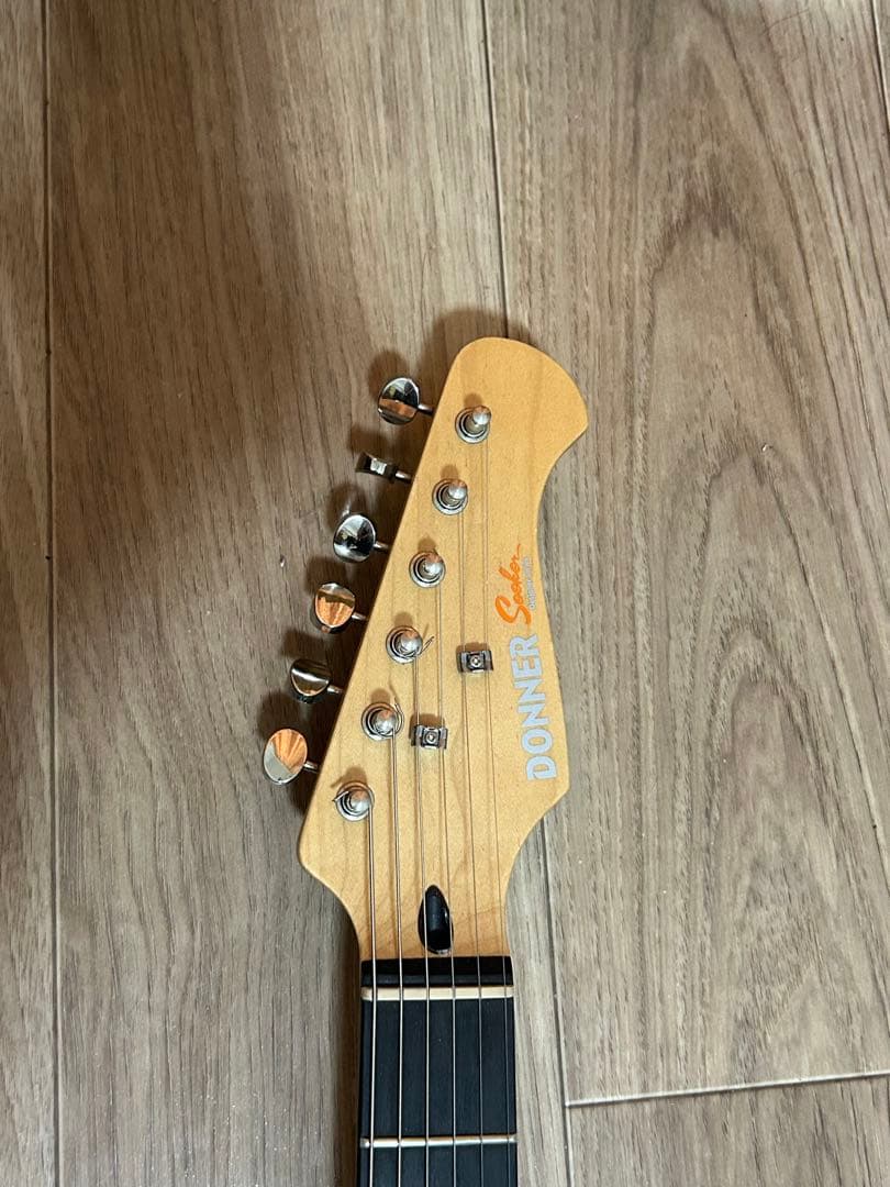 ギター donner dst 152 & selder