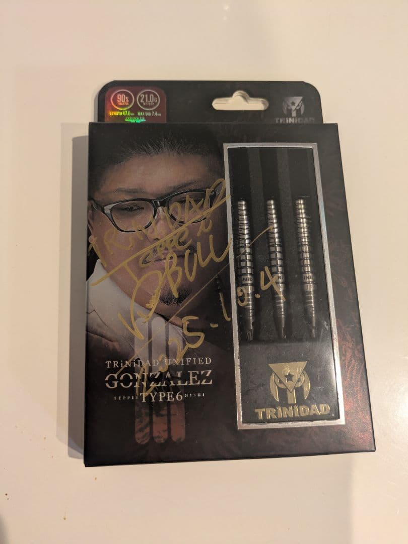 TRINIDAD Gonzalez TYPE6 サイン入りダーツ