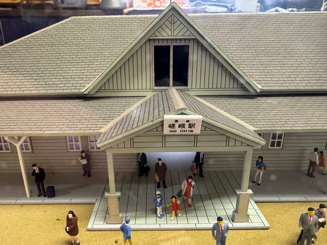 レモン様駅舎模型