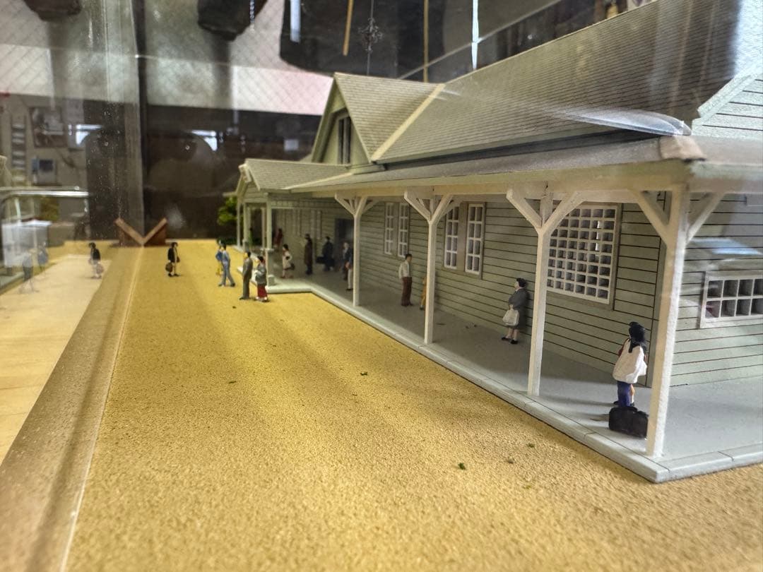 レモン様駅舎模型