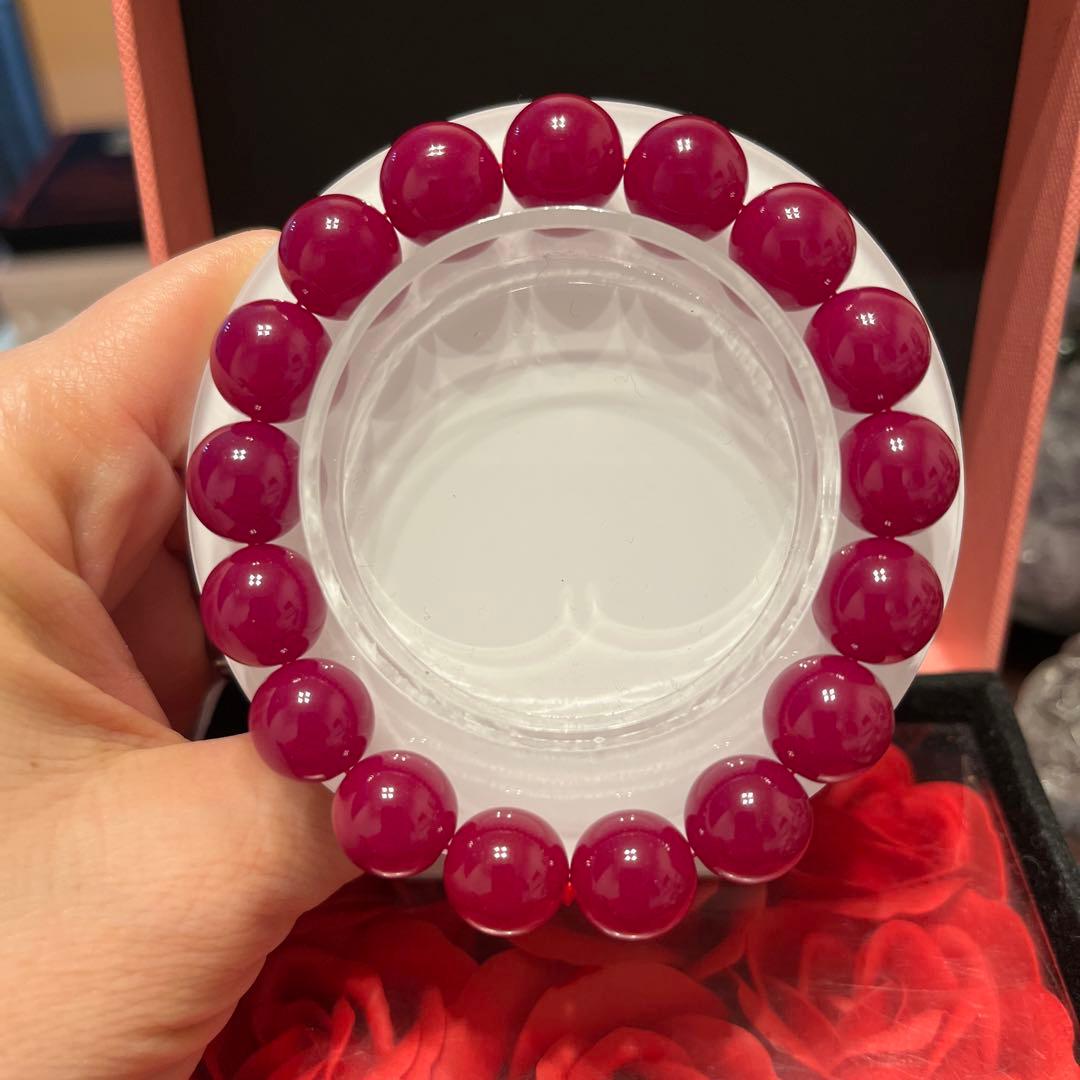 セール！天然石ブレスレット　ミャンマー産　ルビー　大玉