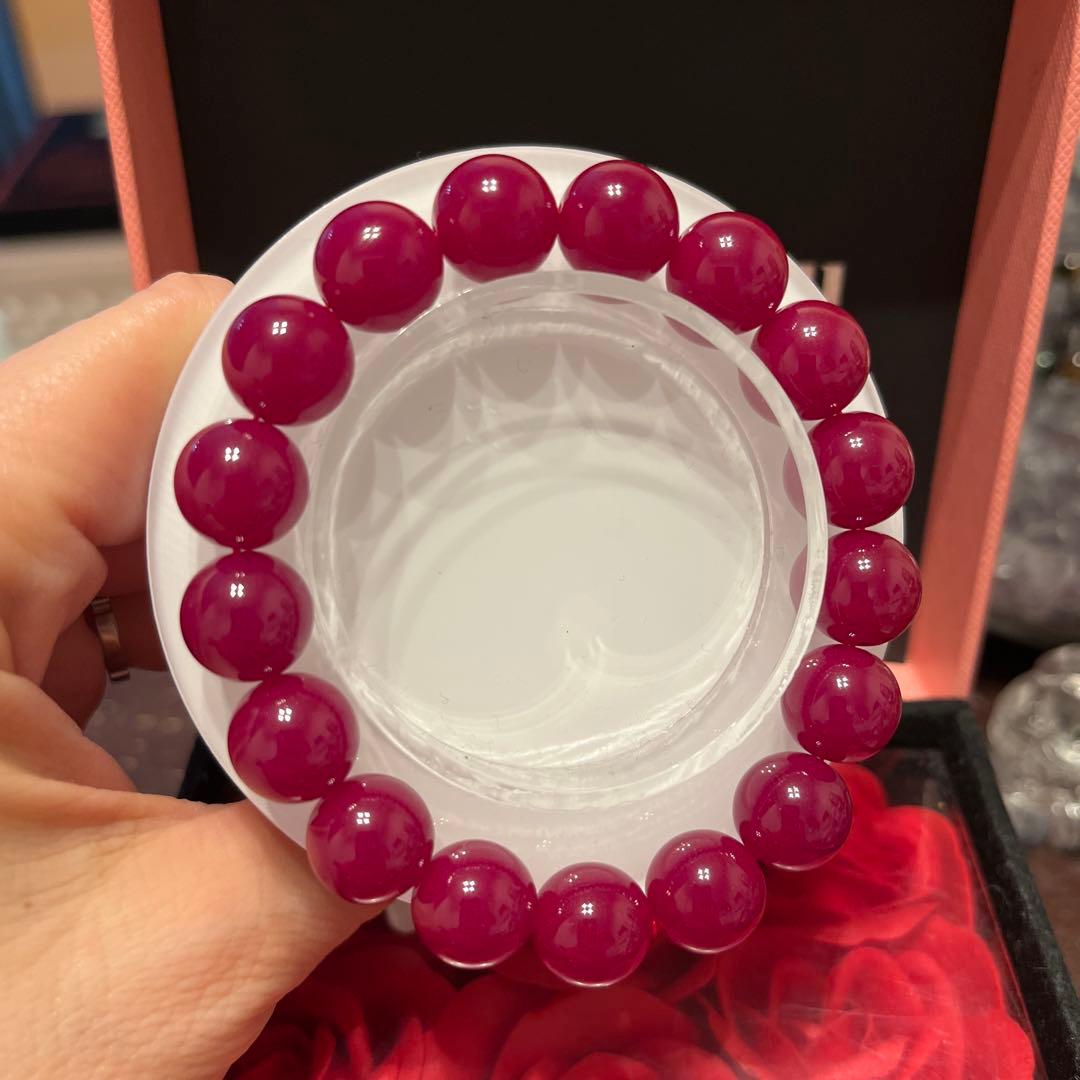 セール！天然石ブレスレット　ミャンマー産　ルビー　大玉