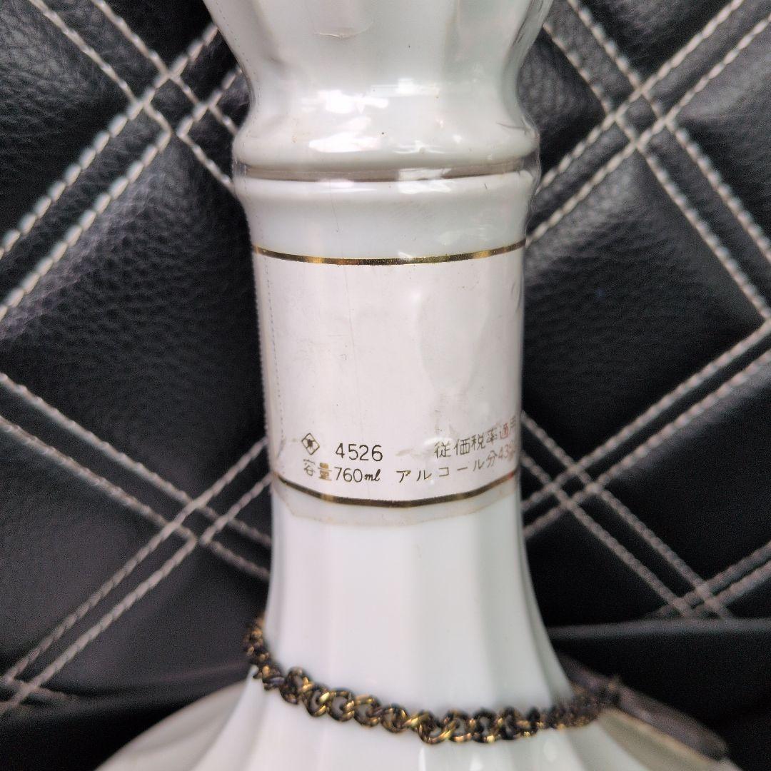 【未開栓品】ニッカウイスキー陶器製ウイスキーボトル　鶴　760ml　43%