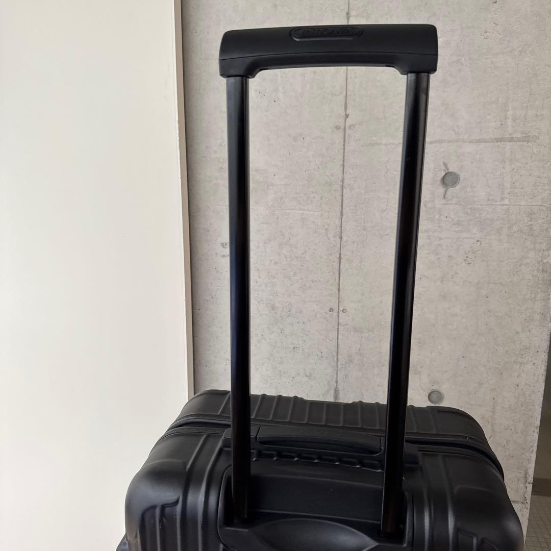 [リモワ] SALSA/サルサ(マット仕上げ) マルチホイール (61L)