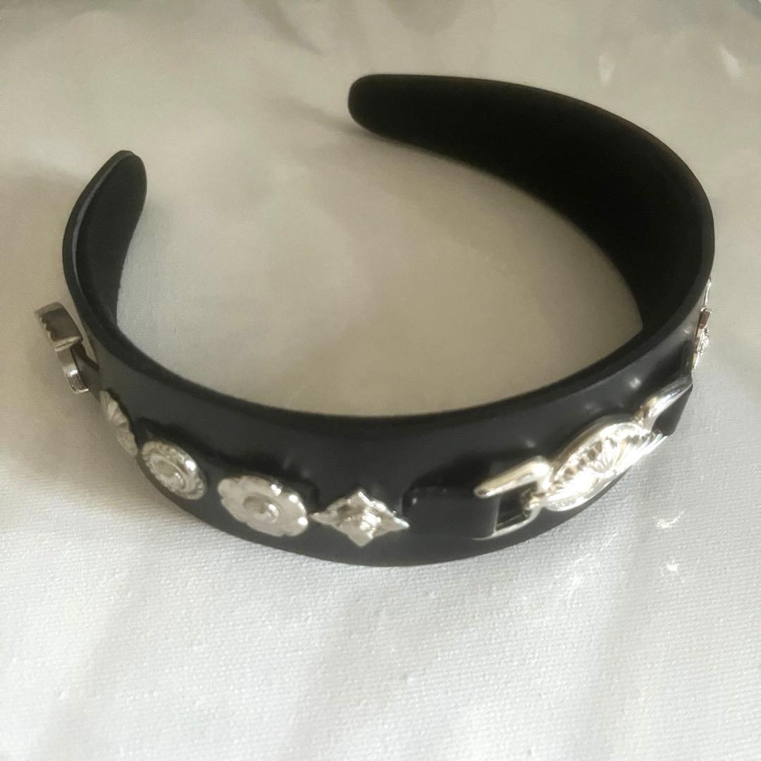 TOGA PULLA ブラック レザー カチューシャ