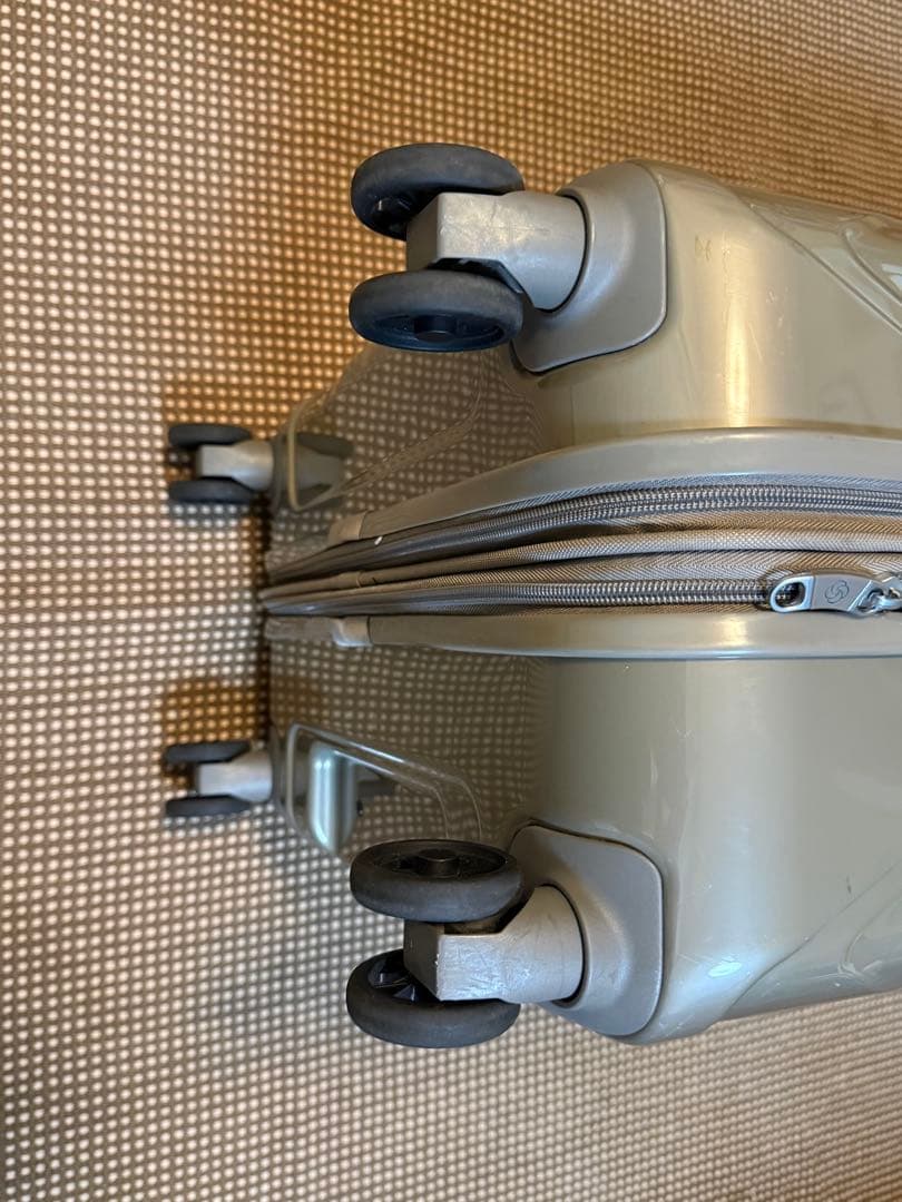 中古 Samsonite SPINNER 68/25 サムソナイトキャリーケース