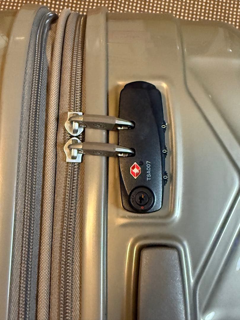 中古 Samsonite SPINNER 68/25 サムソナイトキャリーケース