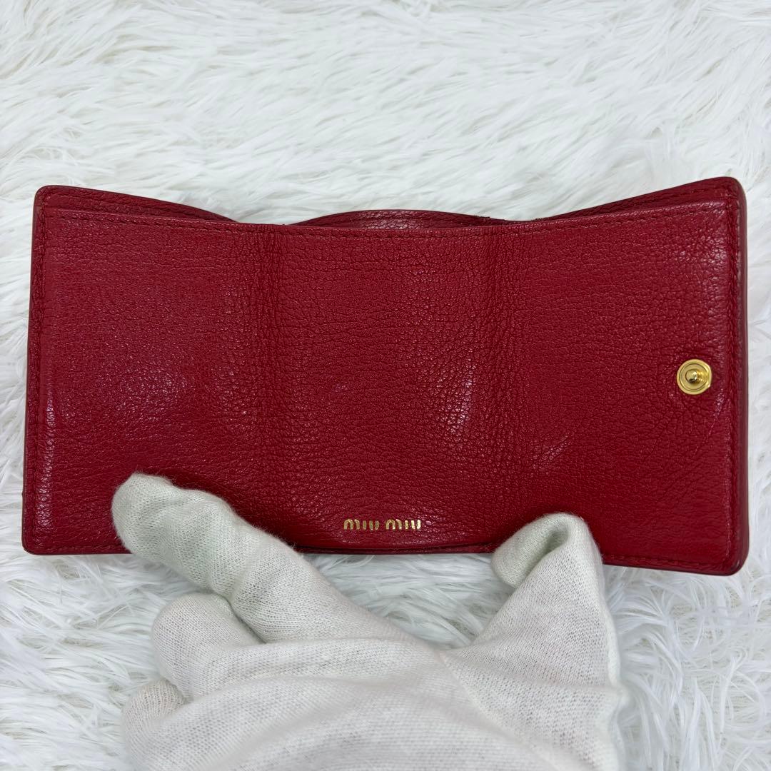 美品✨️ミュウミュウ　三つ折り財布　ラブレター　マドラス レザー ハート ピンク
