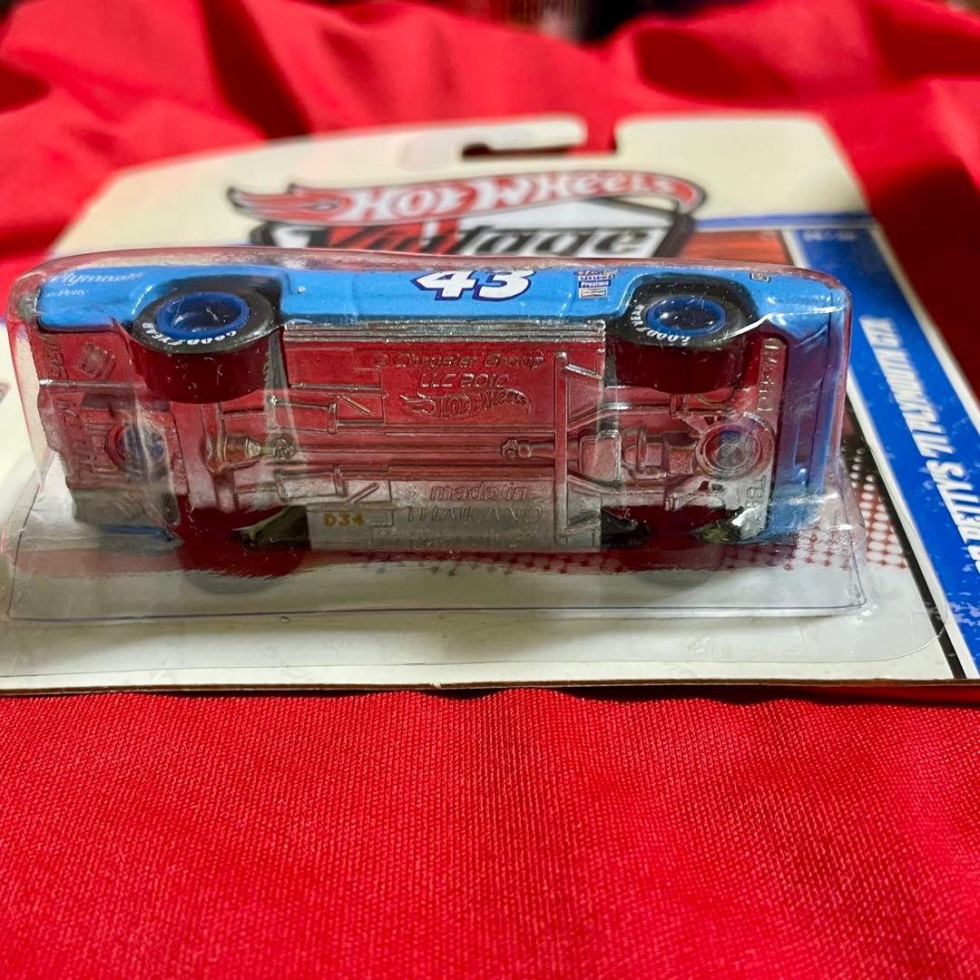 ミニカー hotwheels 71 Plymouth GTX Richard Petty