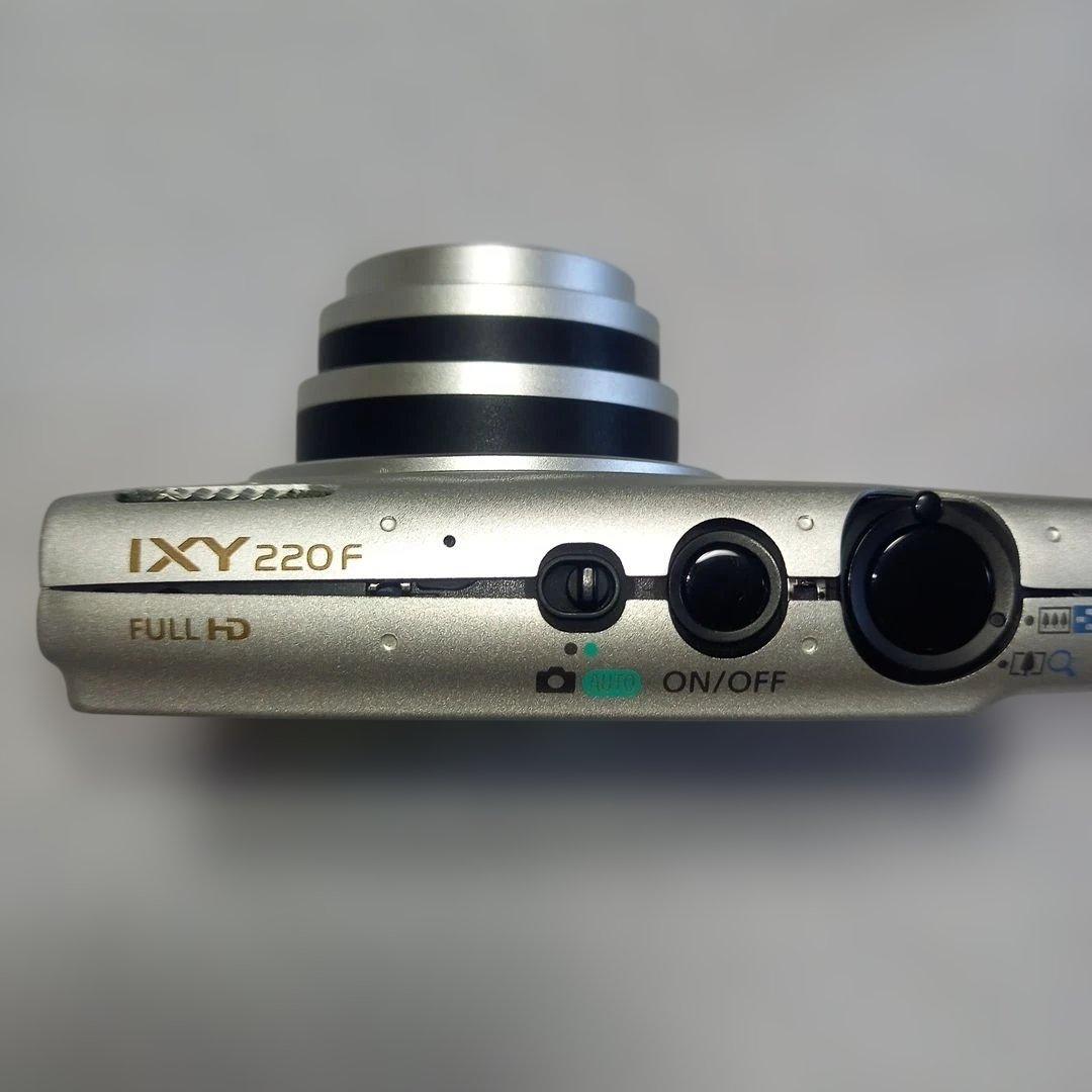 Canon IXY コンパクトデジタルカメラ(ジャンク品)