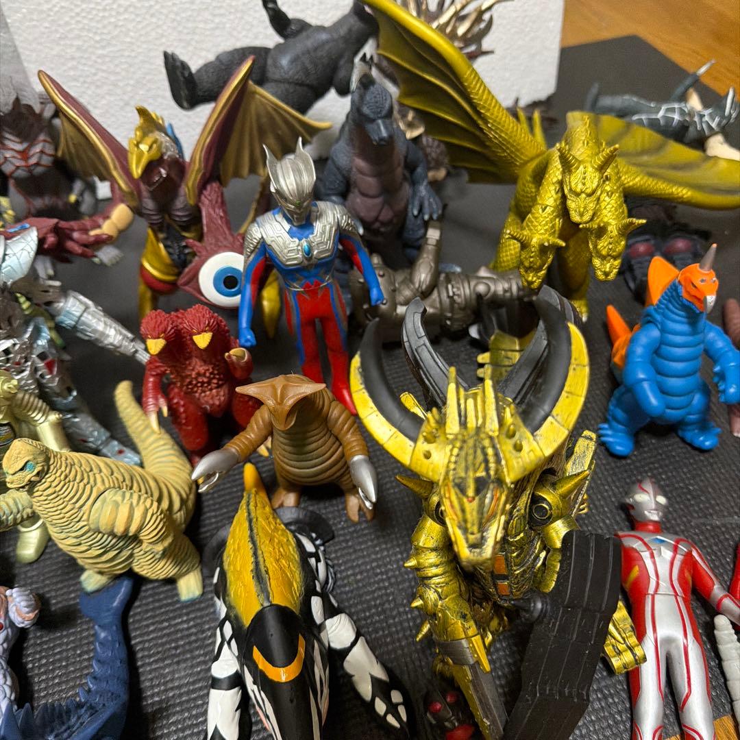 ウルトラマン 怪獣 ソフビ 49体セット！