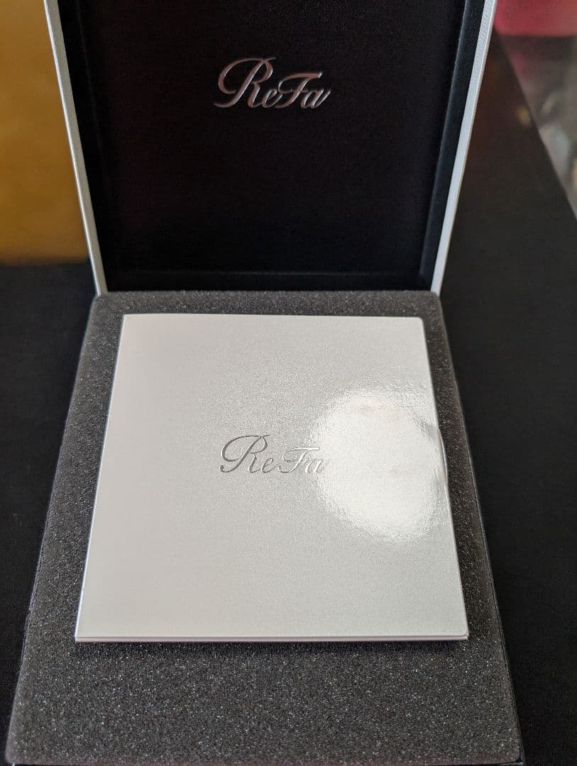 新品未使用　ReFa 美顔ローラー 専用ケース付き　リファカラットレイ