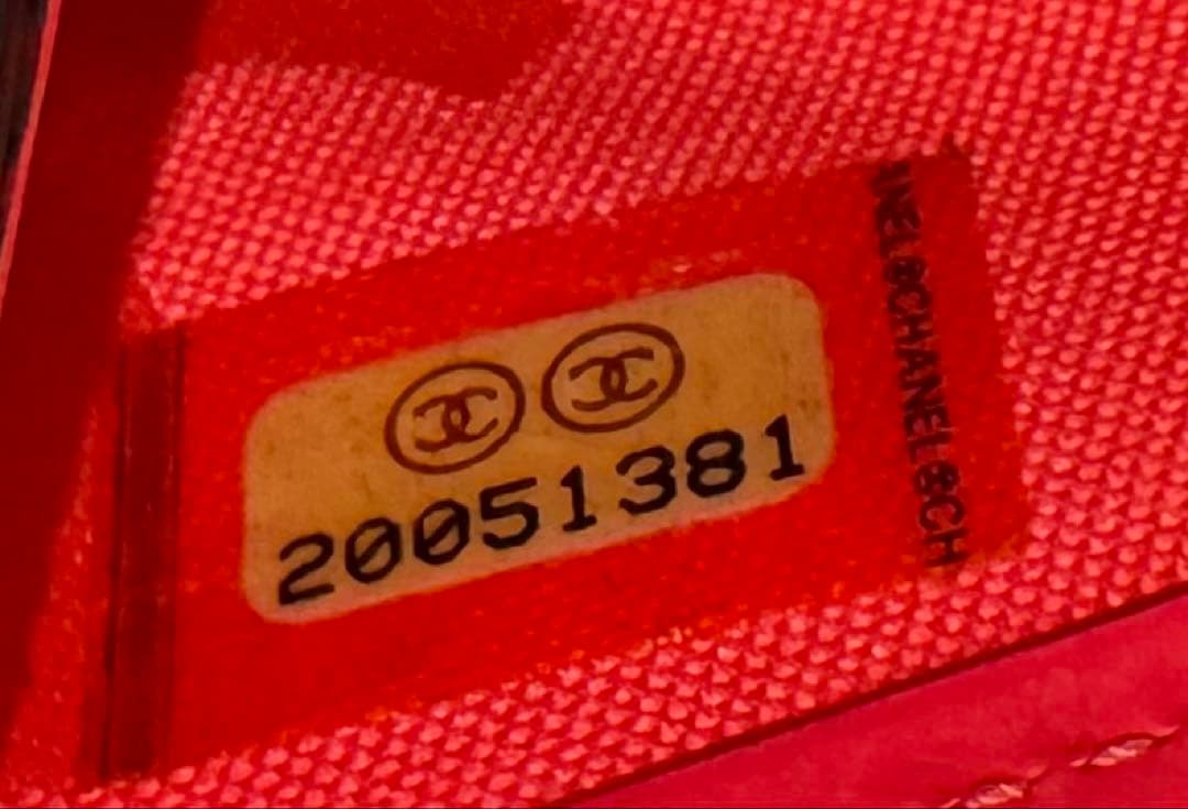 年末セール CHANEL 二つ折り財布 カンボンライン ココマーク ミニ財布 箱