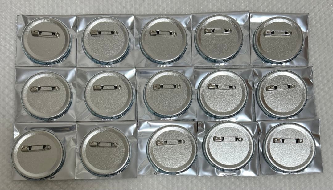 ブルーロック マイラ ラウンジウェア 缶バッジ 糸師凛 15点