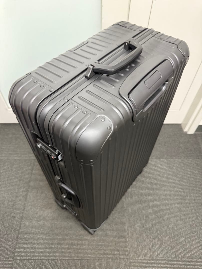 美品RIMOWA トパーズ ステルス 艶消しマットブラック82リットル