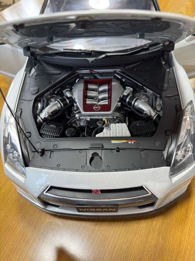Nissan GT-R 1/8スケール 完成品　ディアゴスティーニ