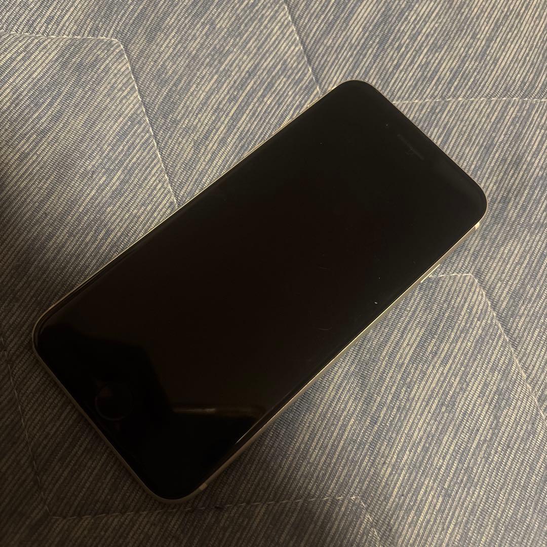 iPhone SE(第2世代) 128GB SIMフリー