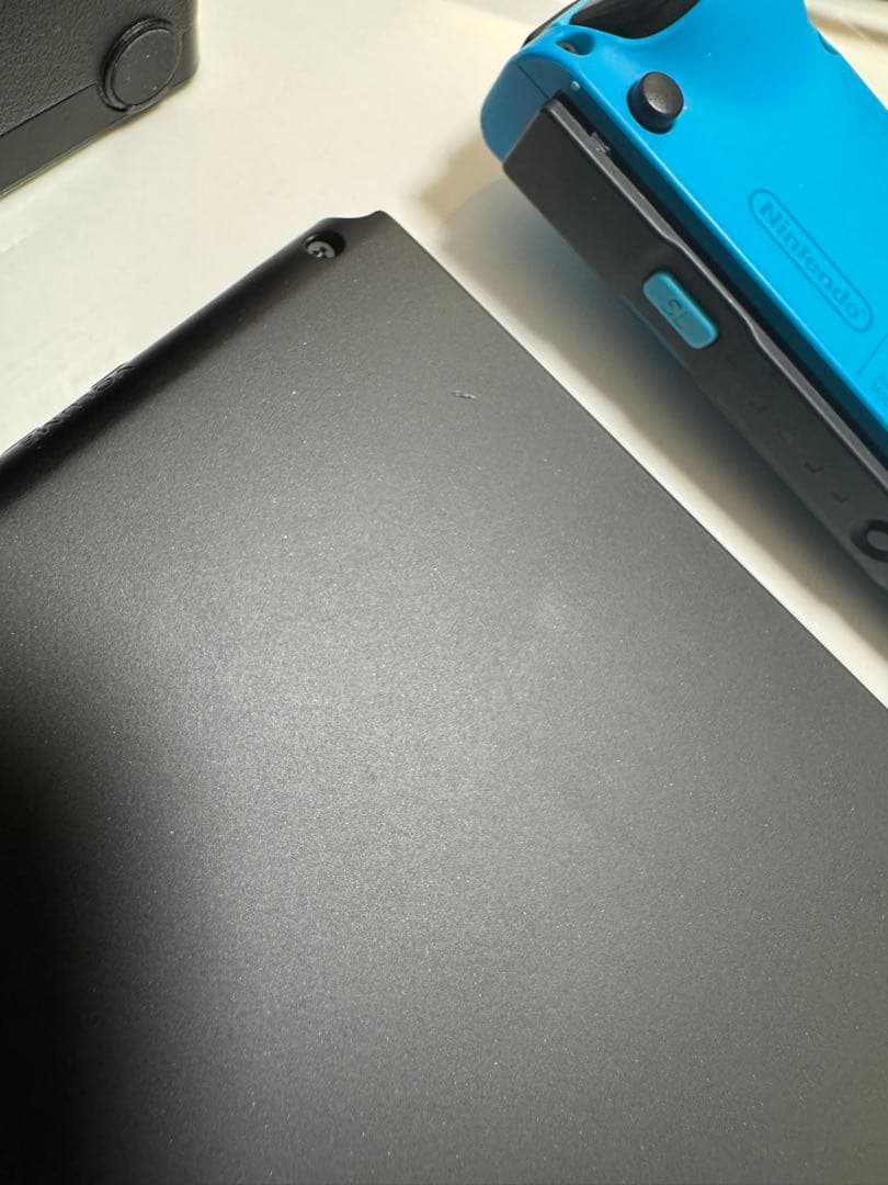 【箱無し特価】Nintendo Switch 本体 青赤 付属品傷あり