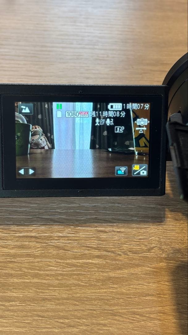 お得 Panasonic 4Kビデオカメラ HC-VX2MS マイク付 SDXC