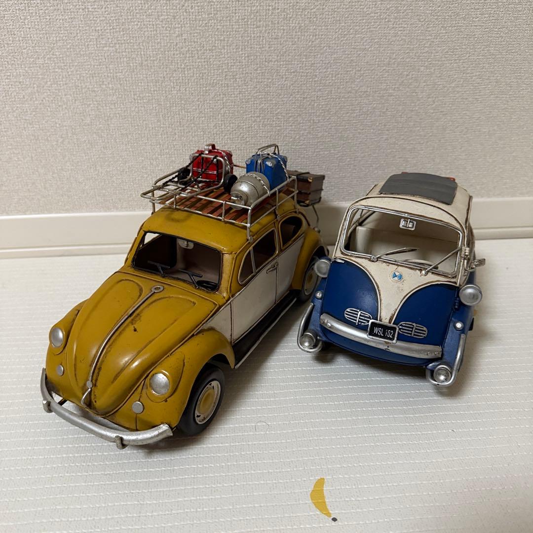 フォルクスワーゲン ビートル & シトロエン 2CV ダイキャストモデル