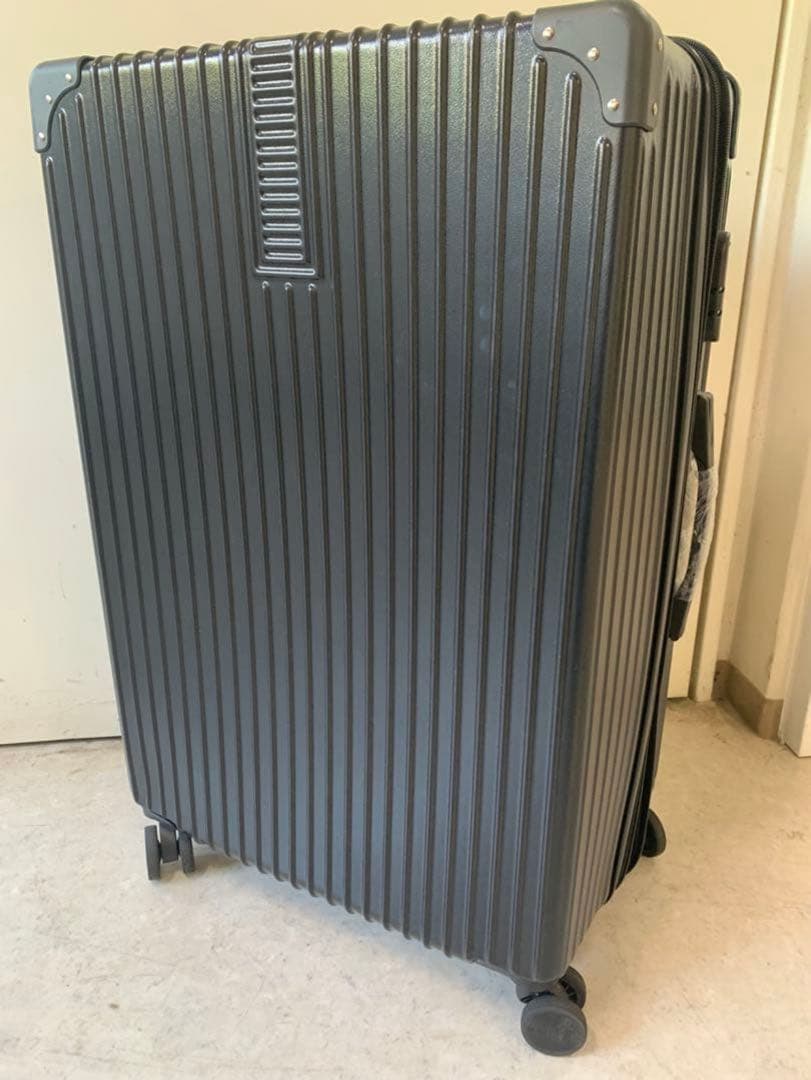 【期間限定値下げ12/21まで】スーツケース キャリーケース 100Ｌロック付き