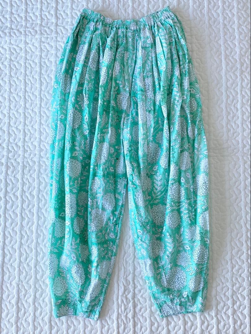 pokipceeポキプシー　ドーティパンツ　総柄　花柄　ゆったり