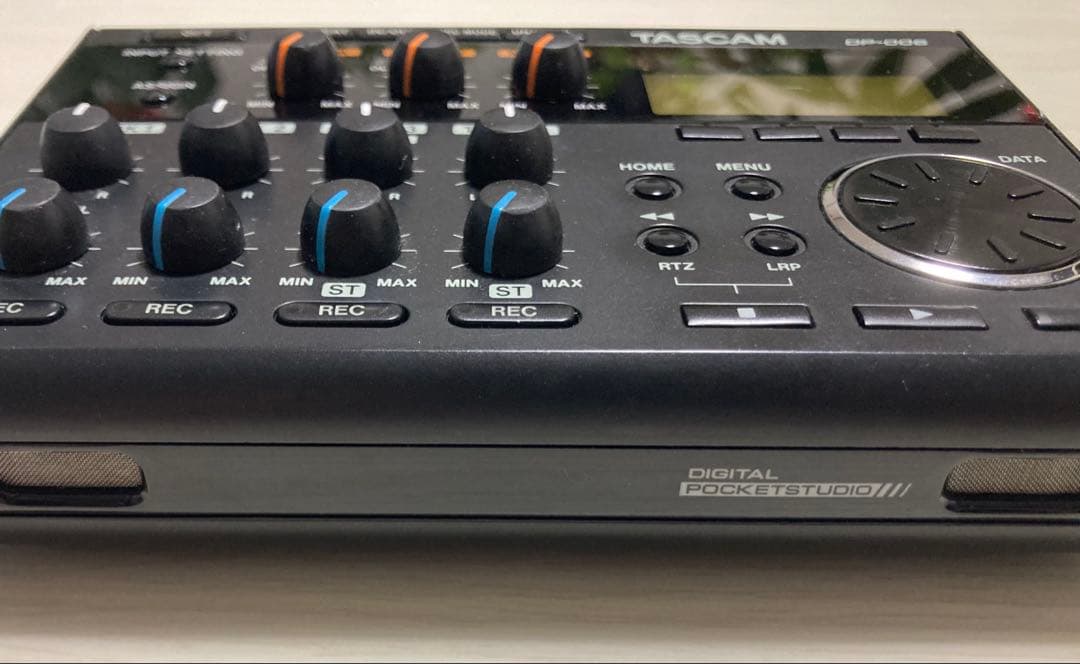 TASCAM DP-006マルチトラックレコーダー