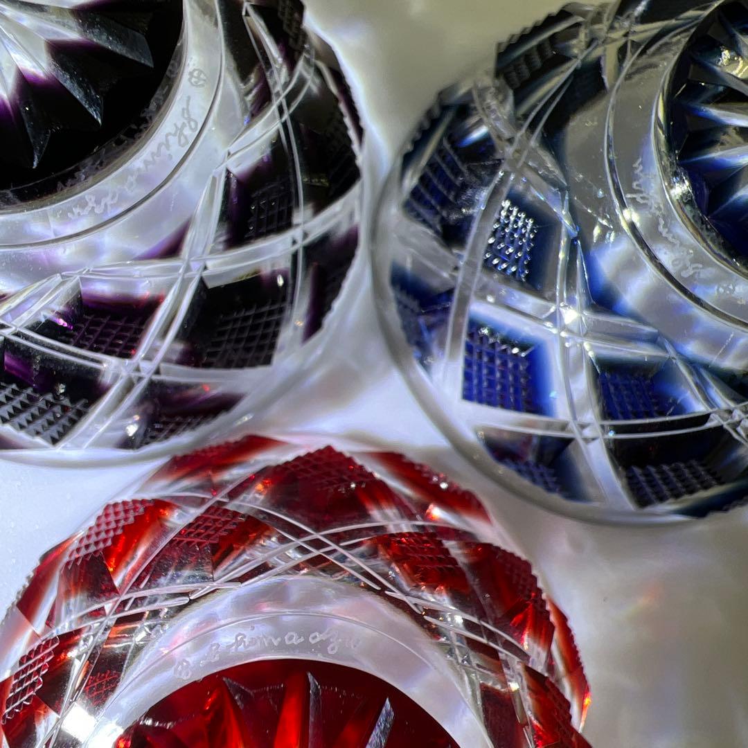 島津磯斉彬　薩摩切子色被せガラス酒杯　共箱　東Y7-1010☆1Fトルサル