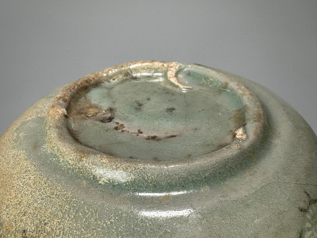 韓国　高麗　青磁　象嵌花卉文碗　鉢　朝鮮半島美術