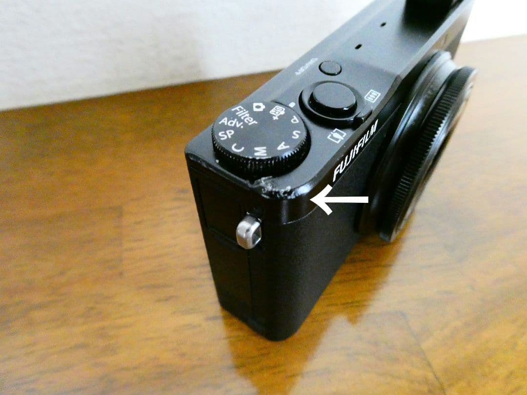 【中古完動品】フジフイルム XQ1 FUJIFILM ブラック