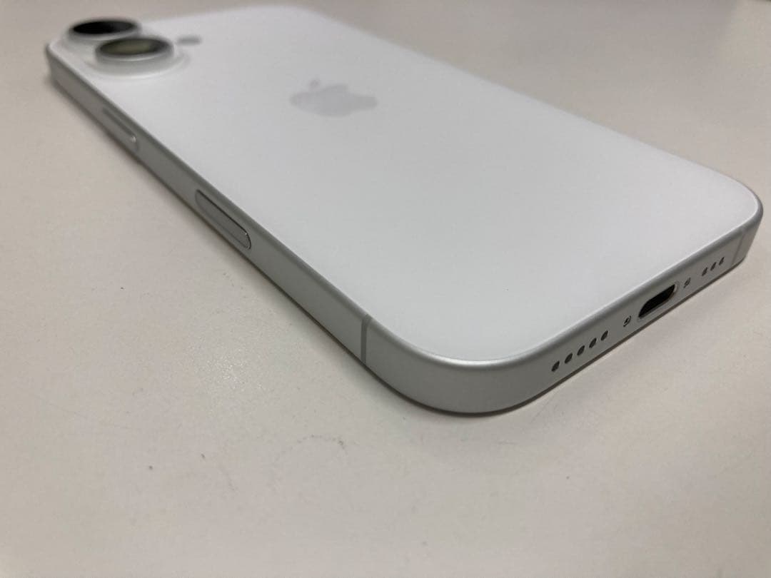 iPhone 16 128GB ホワイト　SIMフリー　K1824