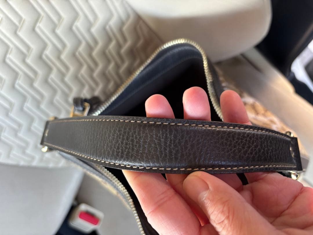 Gucci グッチ　ショルダーバッグ ブラウン ブラック　美品