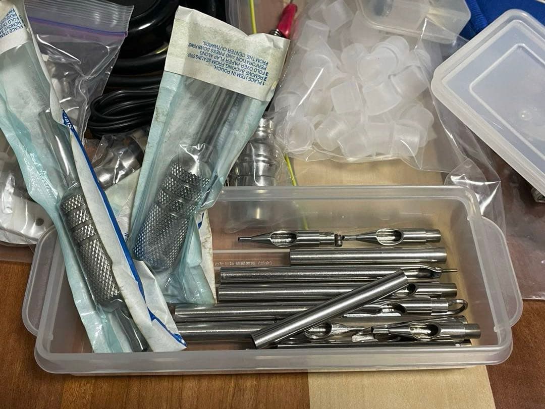 【匿名配送】コイルタトゥーマシン 安定化電源 セット